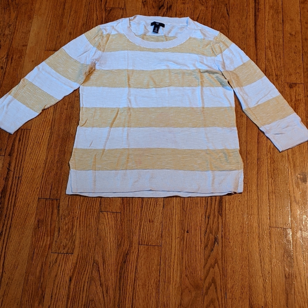 Gap 3/4 sleeve length sweater.